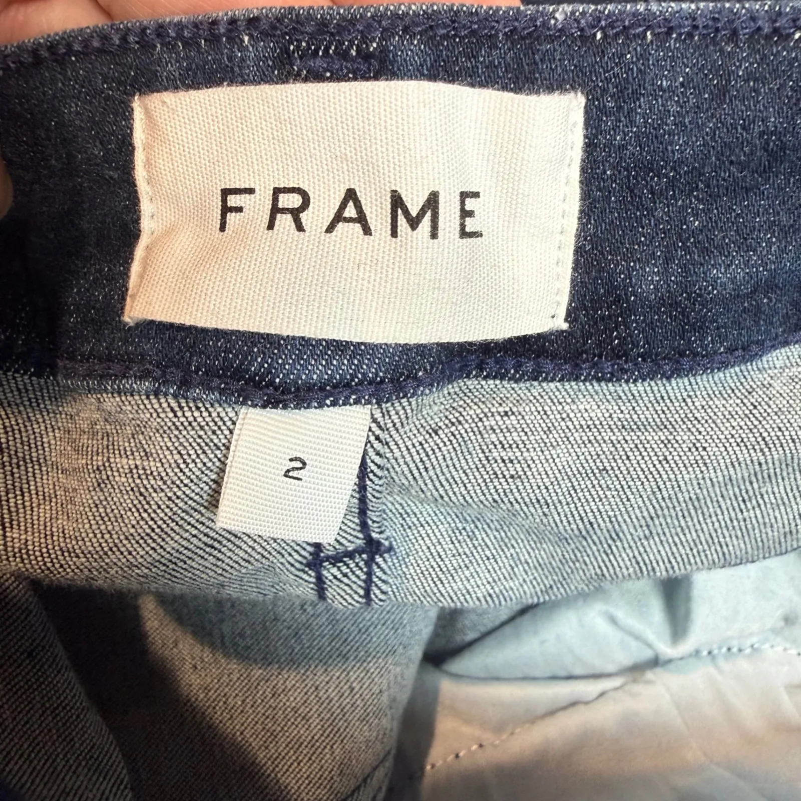 Frame Le‎ One Flare Jeans Raw Hem Dark Wash Size 2 LOF630 Keller - Image 5