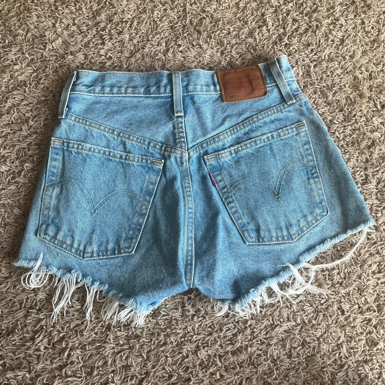 Levi's 501 Light Wash Button Fly Jean Shorts Size W24 - Image 2