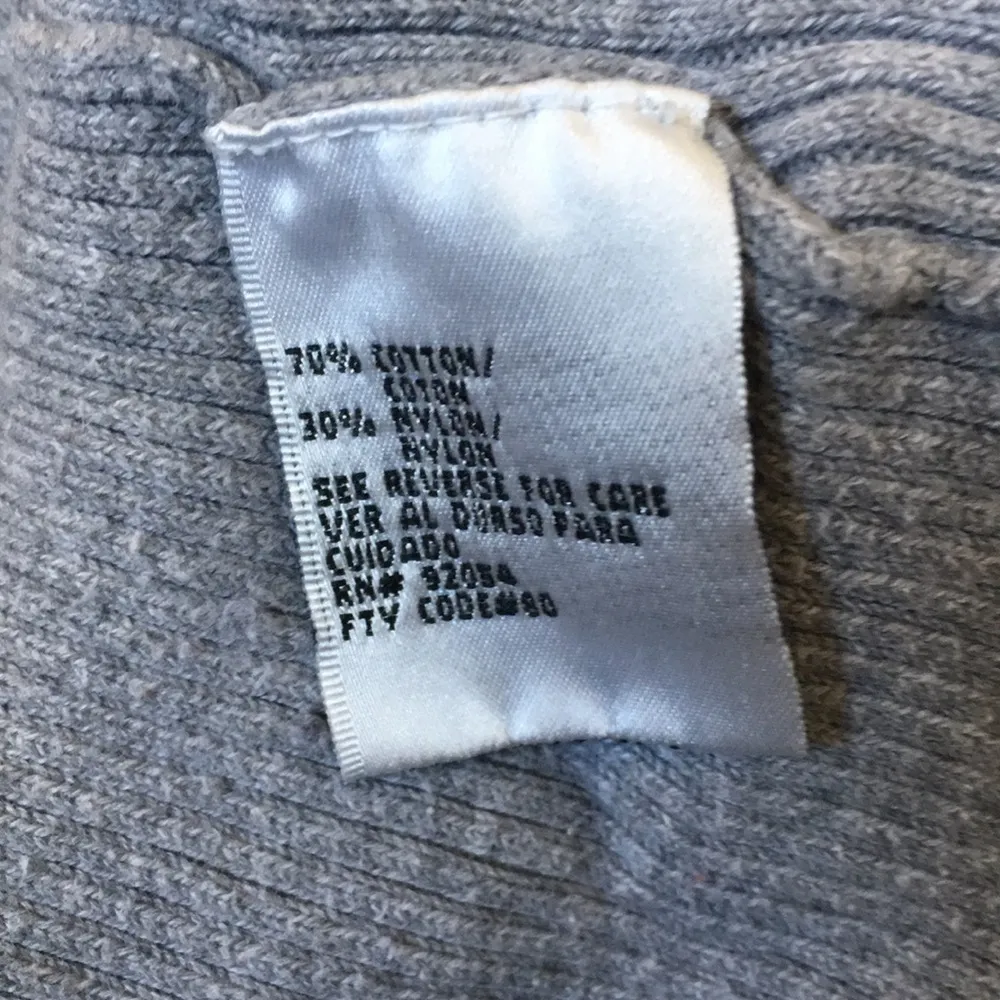 FINAL MARKDOWN LADIES Carolyn Taylor sweater large - Image 4