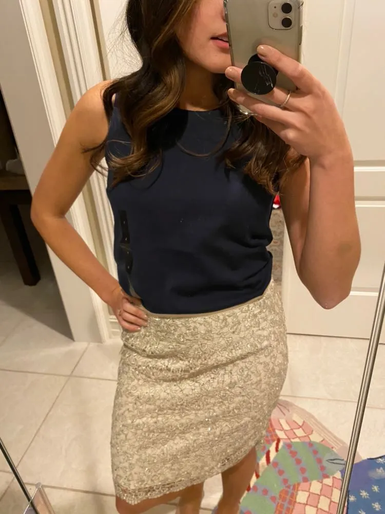 Champagne Sequins Skirt Gold Size M - Image 3