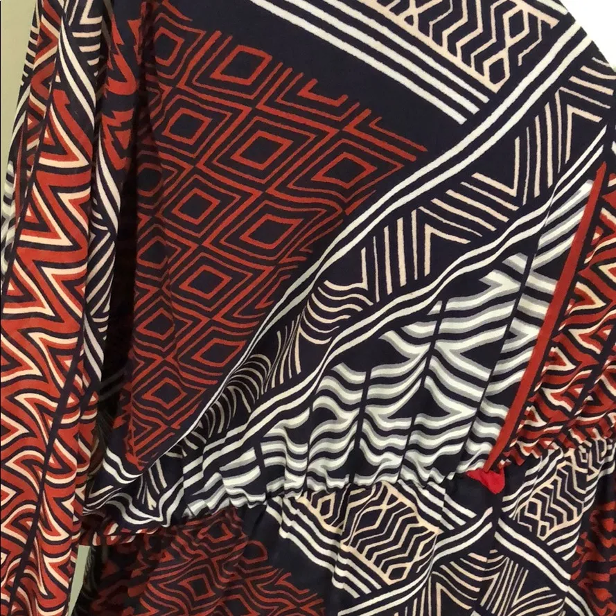 New like Gianni Bini v neck tribal print dress - Image 3