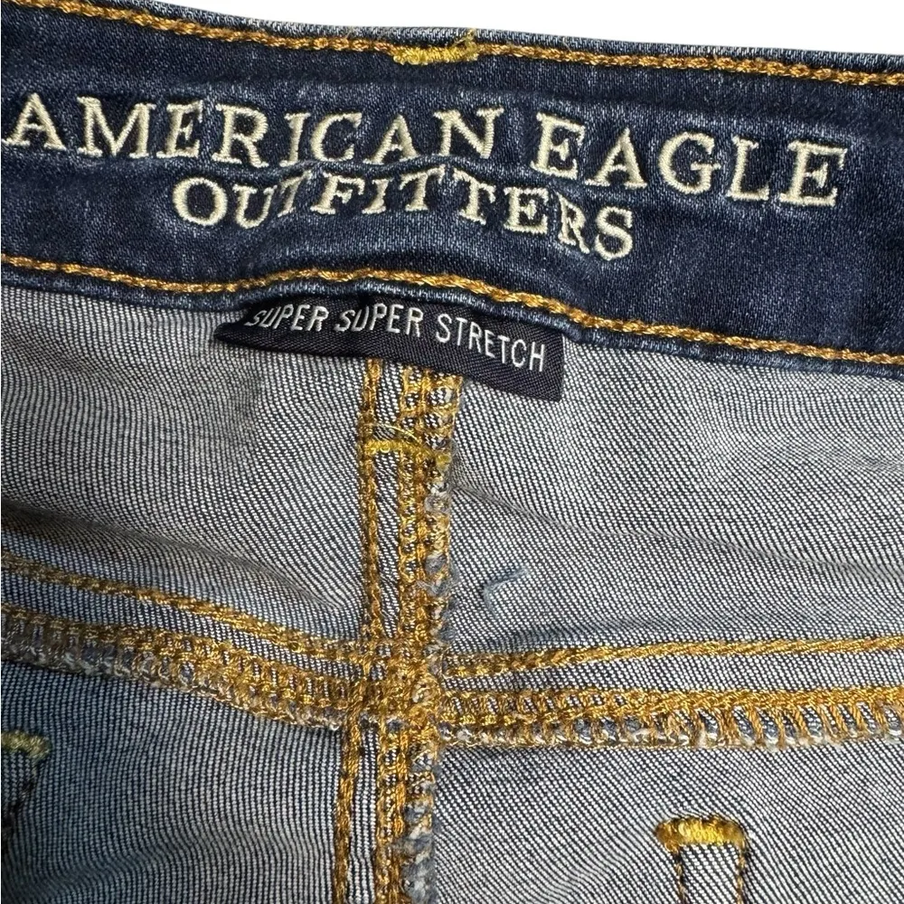 American Eagle Super Super Stretch Size 8 - Image 3