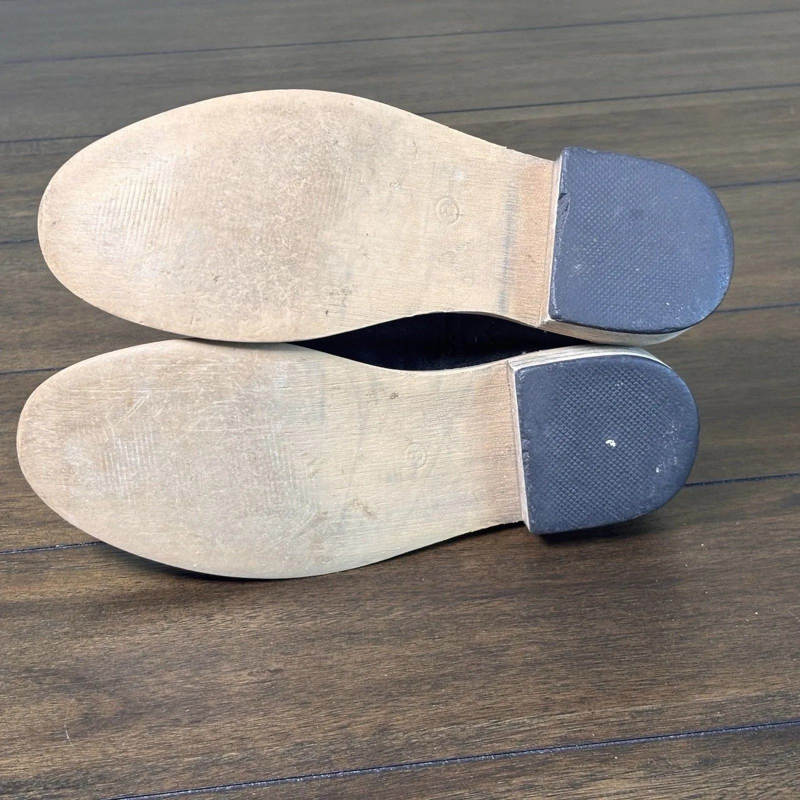 Seven7 Boots Womens 8 Cisco Kid Casual Side Zip Ankle Bootie Black Vegan Suede - Image 6