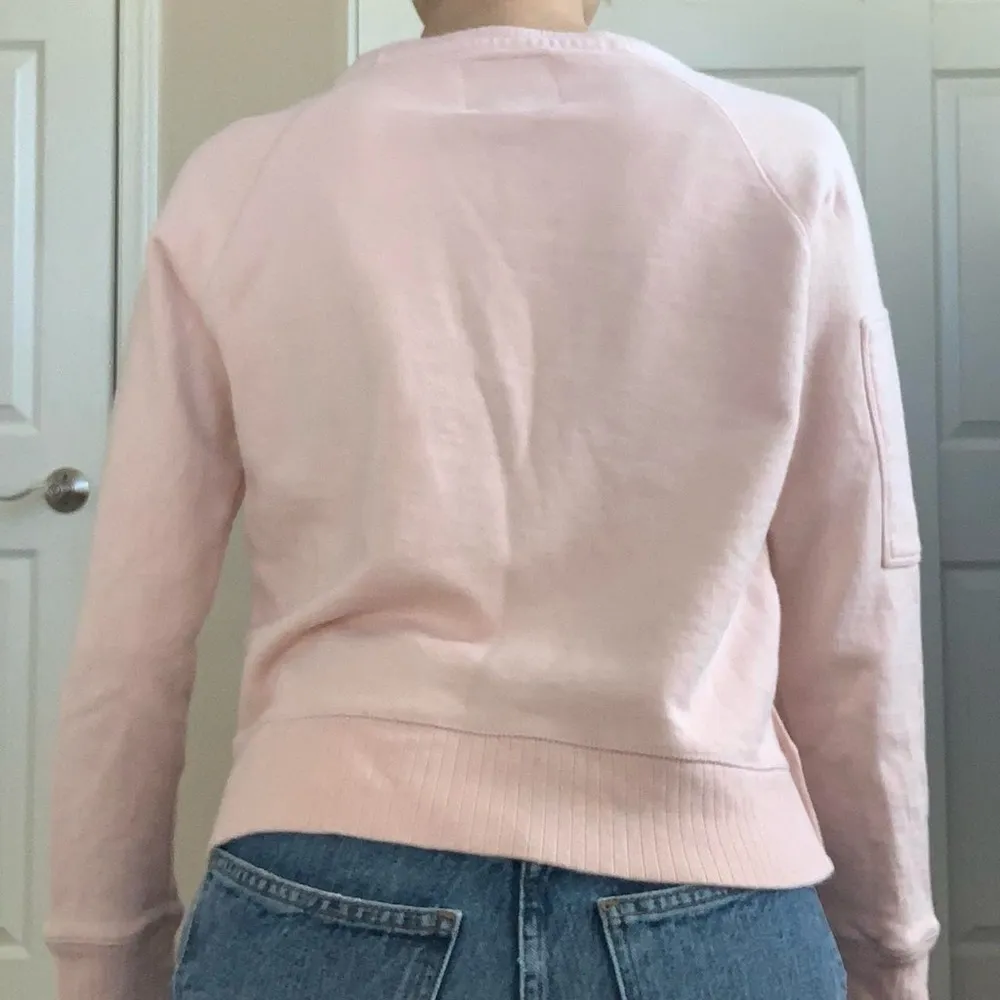 light pink sweatshirt - Image 2