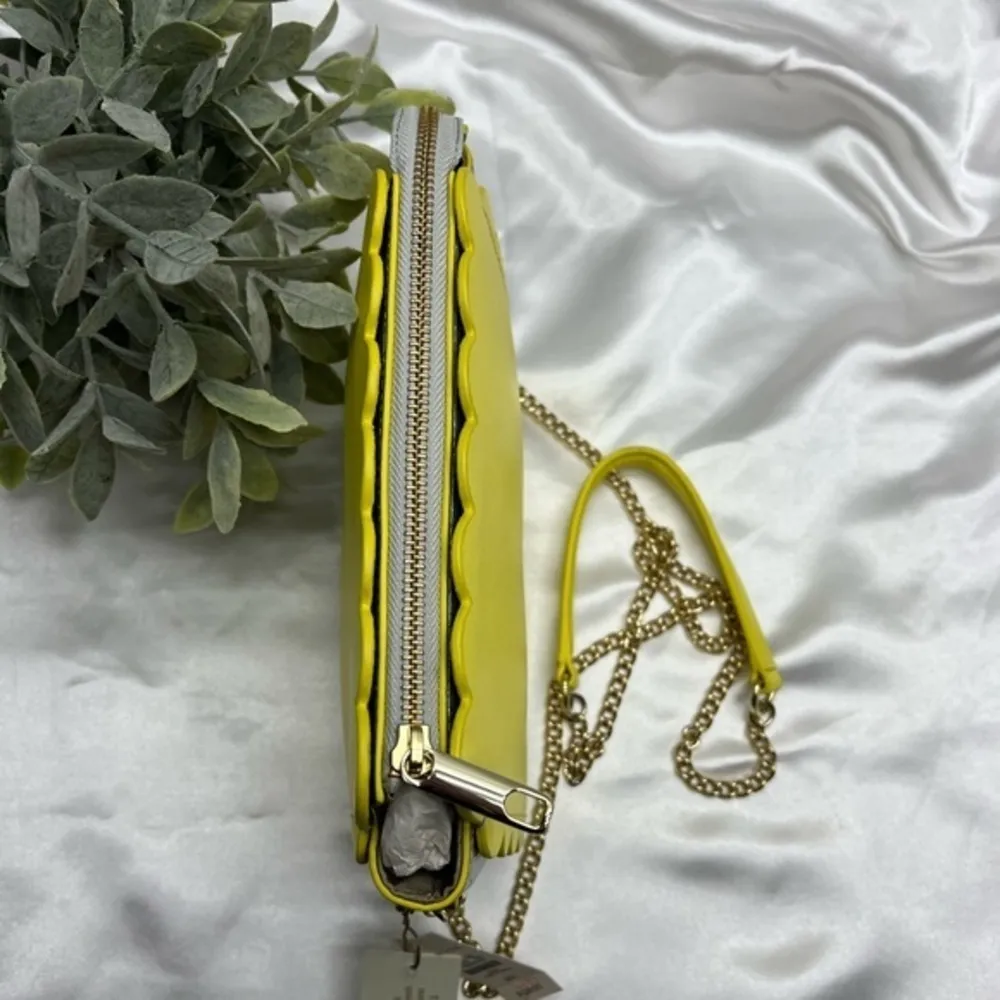 Talbots PLANO SCALLOPED-LEATHER CROSSBODY BAG - Image 4