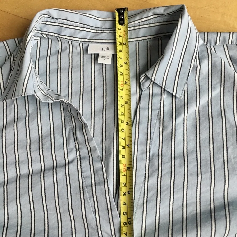 J Jill Striped Button Up V-Neck Lightweight Shirt, Light Blue, White, Size L - Image 13
