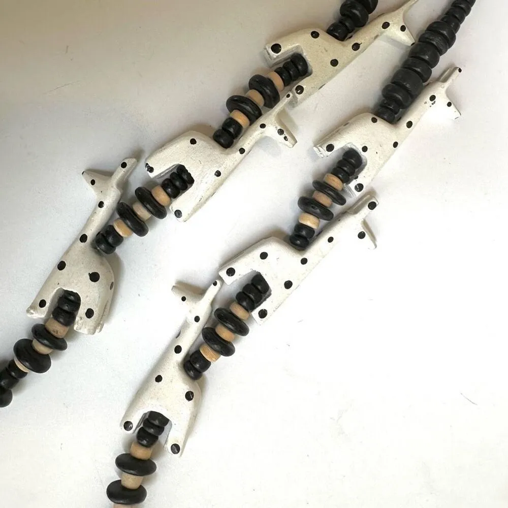 African wood black and white animal necklace - Image 8