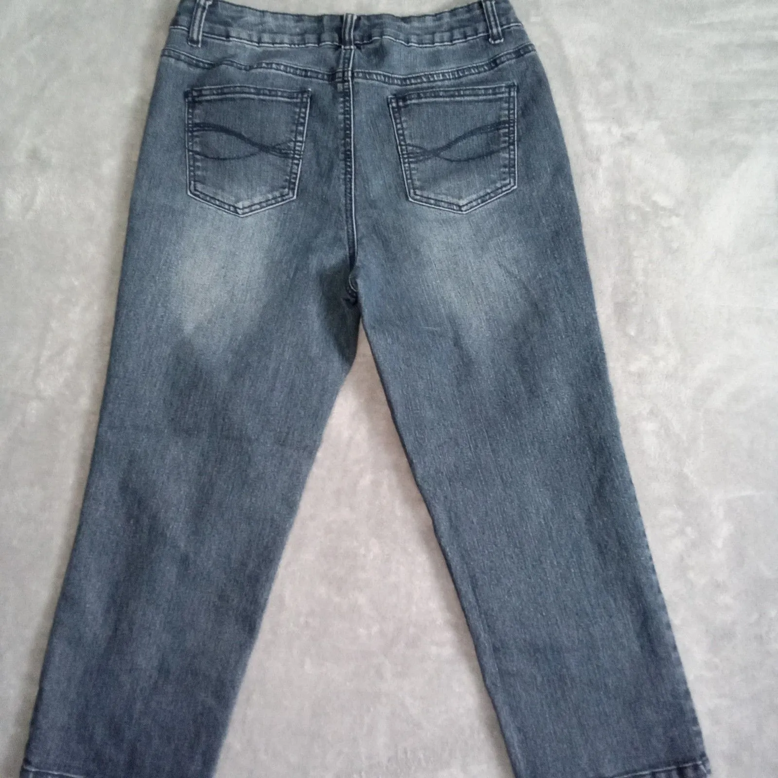 womans Relativity‎ blue denim jean capri size 10 - Image 2