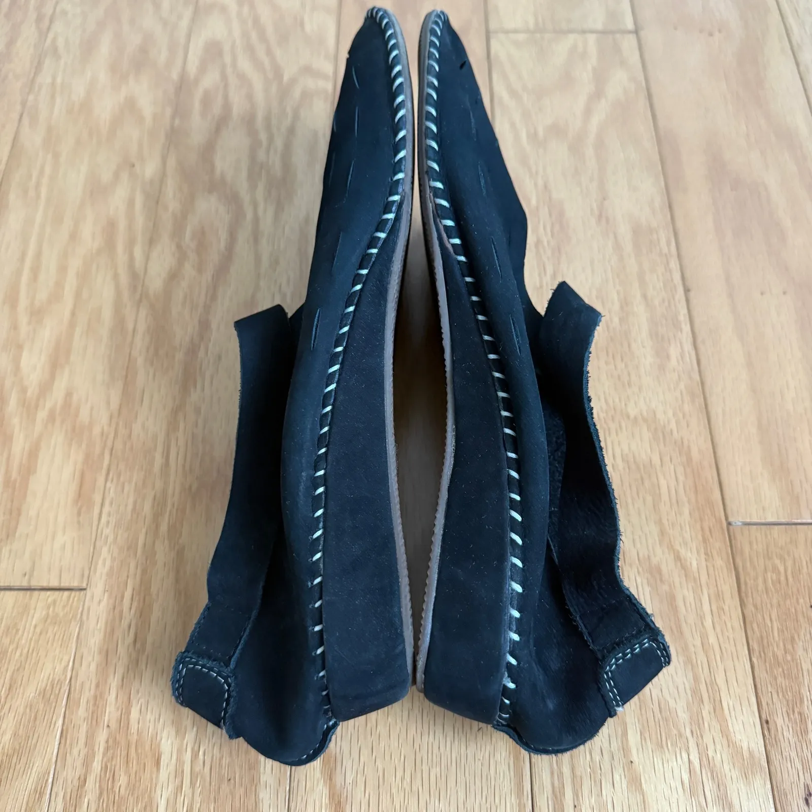 Black‎ Suede Leather Mary Jane Flats Adjustable Buckle Strap Stitch Detail Black Size 8 - Image 4