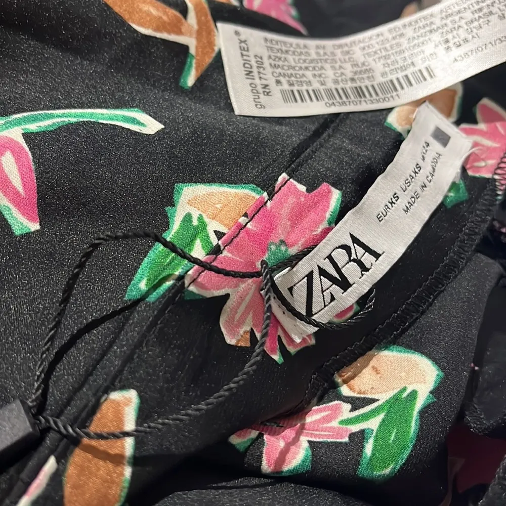 NWOT ZARA SATIN MIDI SKIRT WITH FLORAL PRINT  HIGH WAIST BLOGGERS FAV - Image 8