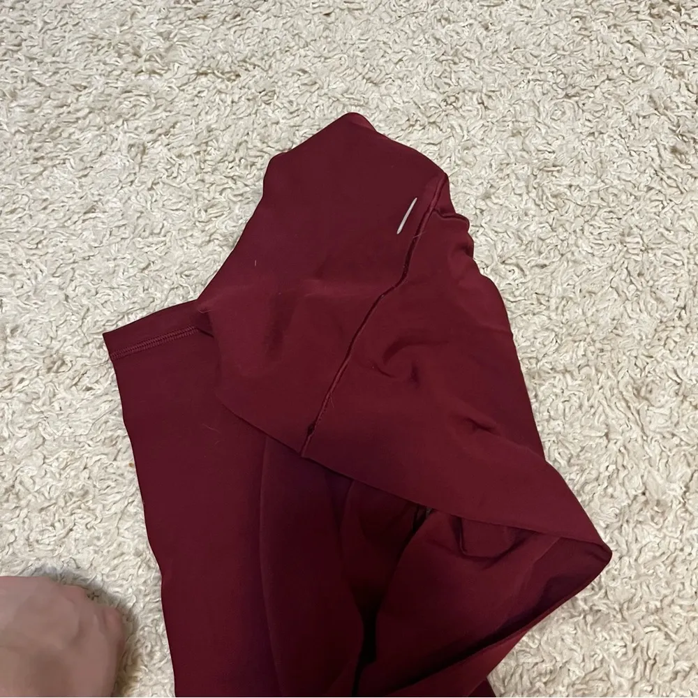 aerie chill play move maroon leggings size medium - Image 5