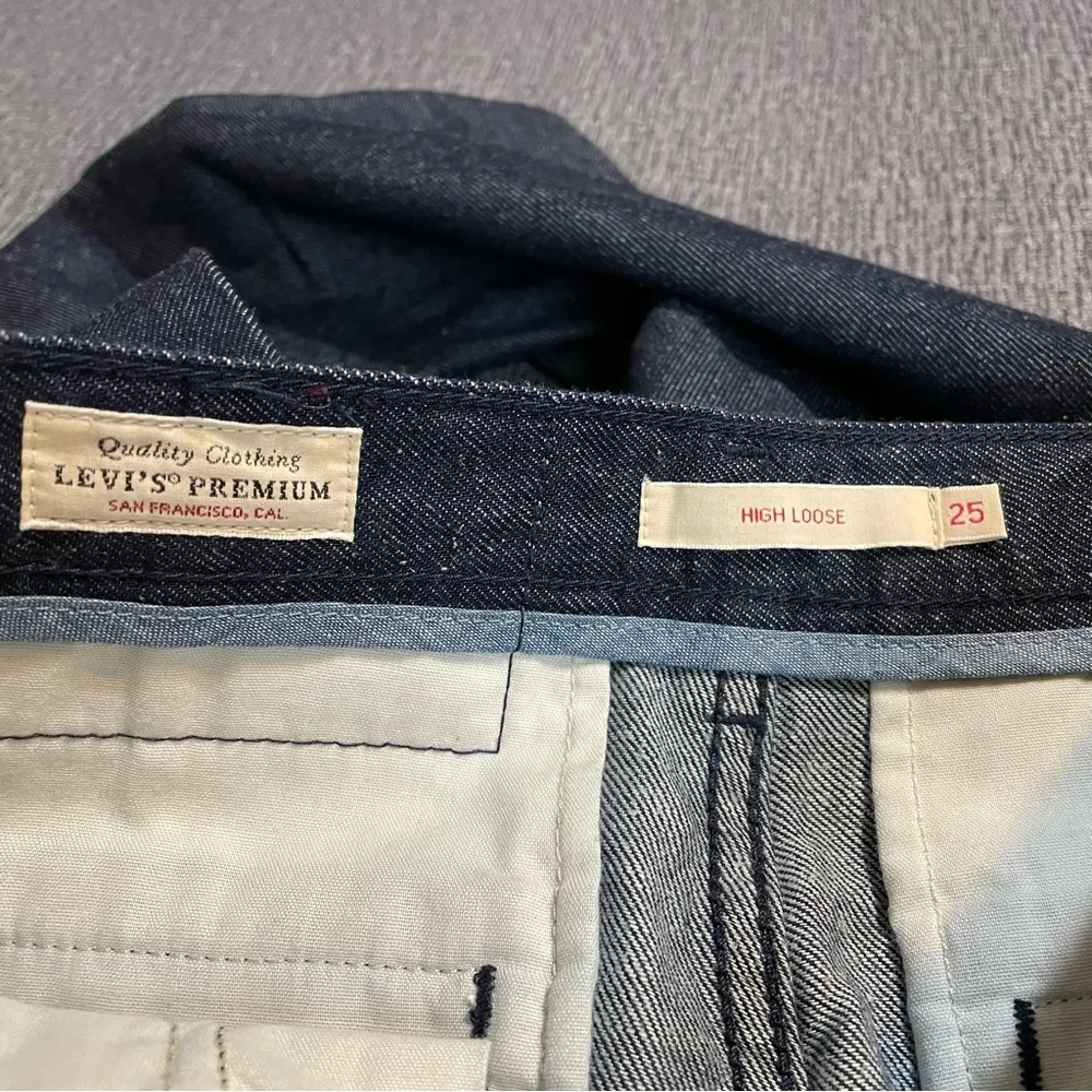 Levi’s X Felix the Cat Women’s High Waist Loose Jeans - Image 9