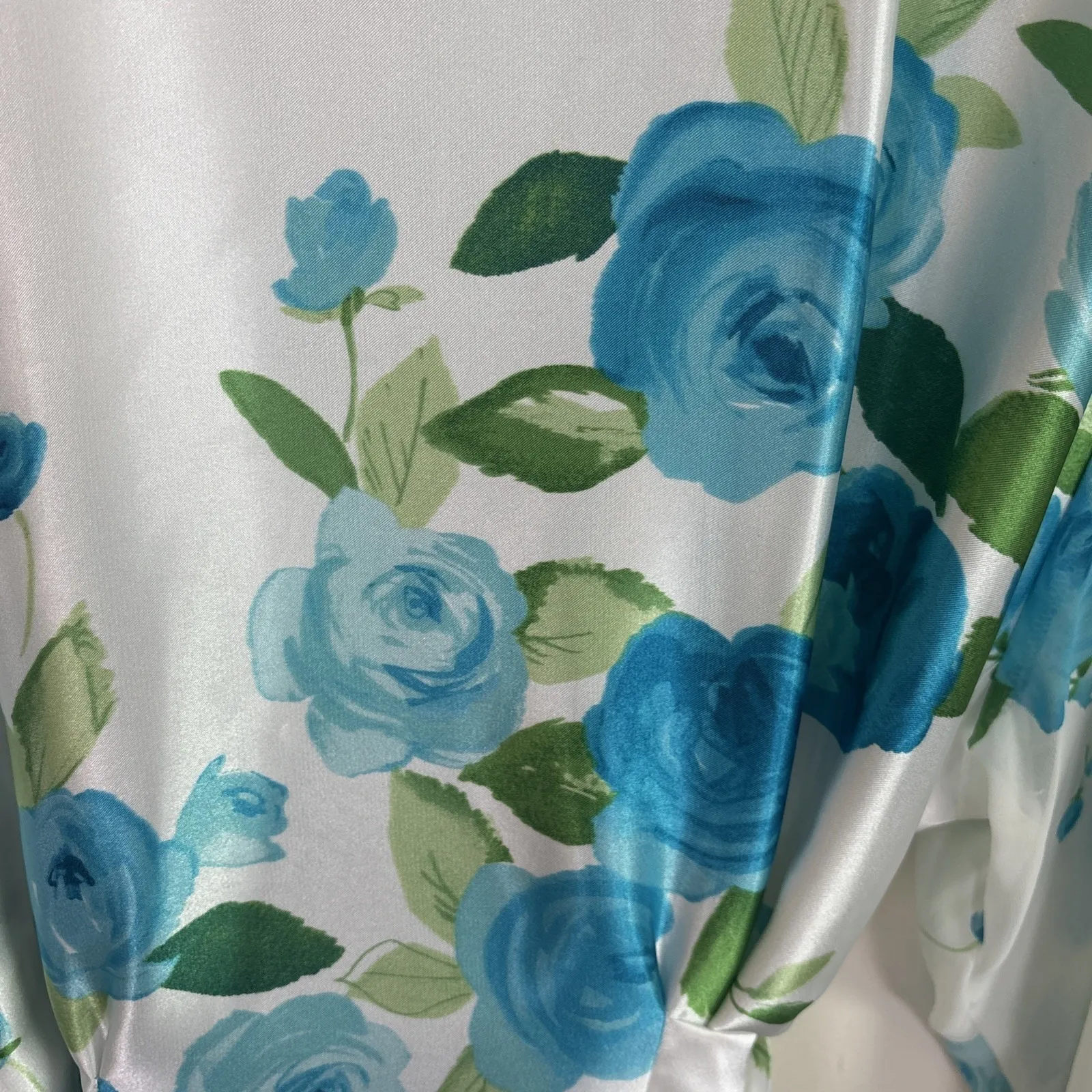 Vtg California Dynasty Womens Robe Sz L Satin Floral Long White Blue Tie - Image 9