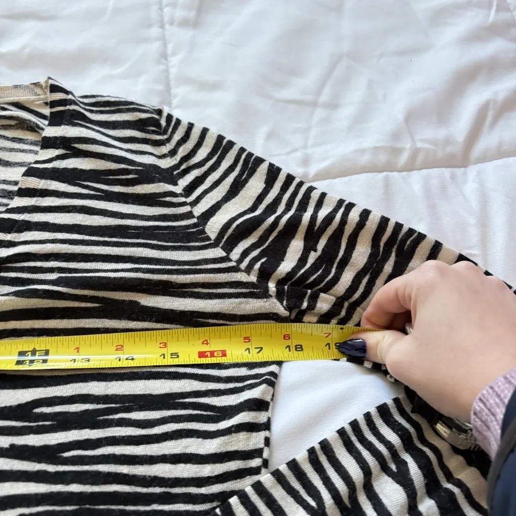 Vintage 90s Y2K Lightweight Cardigan Sweater Womens Size Medium Zebra Print - Image 4