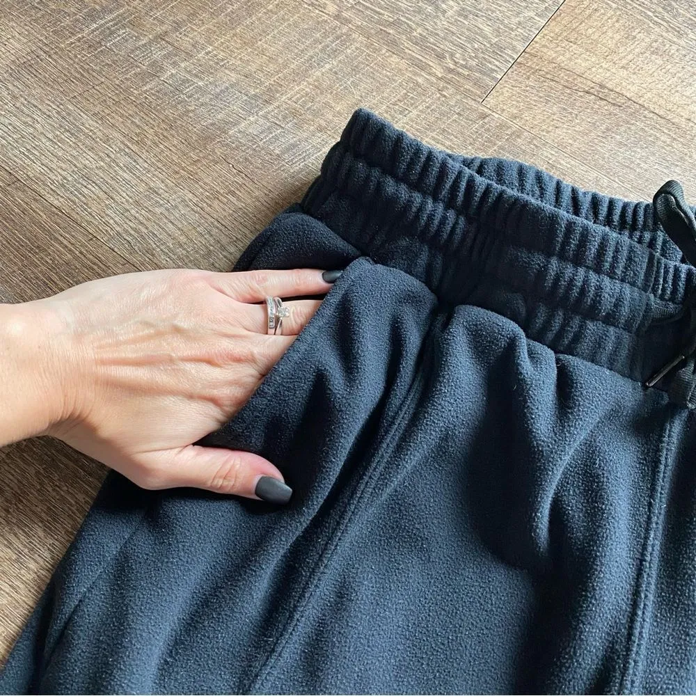 Mondetta Fleece Jogger Pants Black Athleisure Women’s Medium Pockets Comfy - Image 4