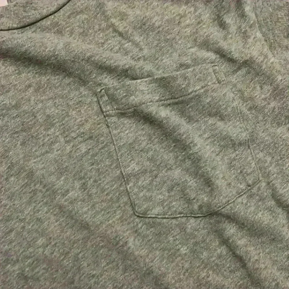 GAP grey shirt size small - Image 3