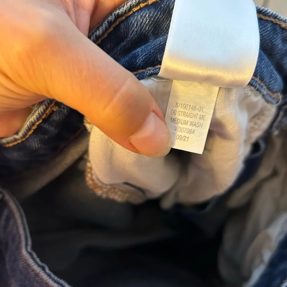 Old Navy Medium Wash High Rise OG Straight Leg Jeans - Image 5