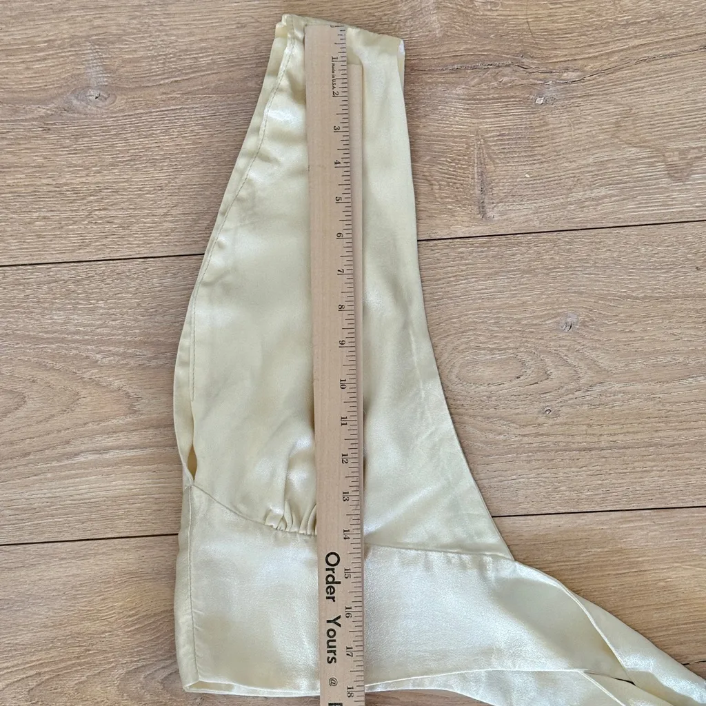 California Things Satin Cream Cropped Deep V Neck Tie Back Halter Top One Size Size undefined - Image 8