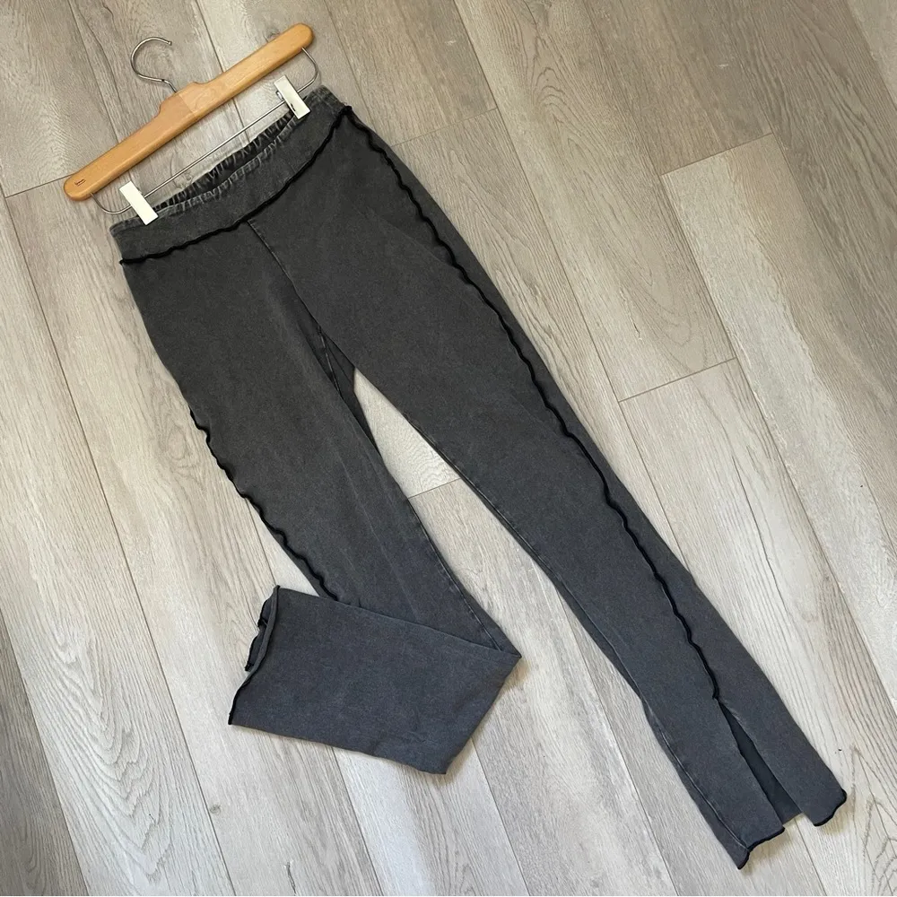 Urban Outfitters Pants harper split hem womens Gray (small) yoga comfy low rise - Image 2