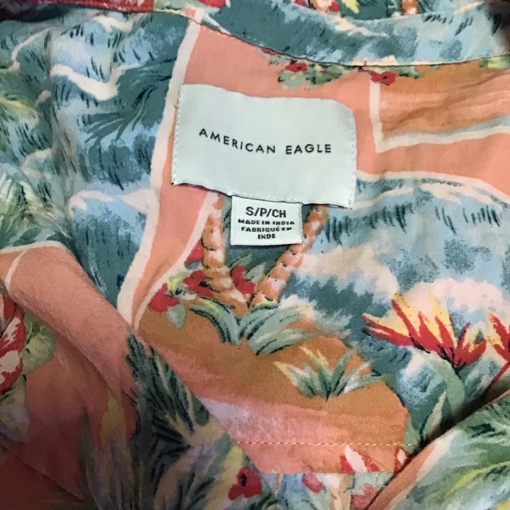 American Eagle 90s Does 70s Floral Button Up Tie Front Shirt - Image 2