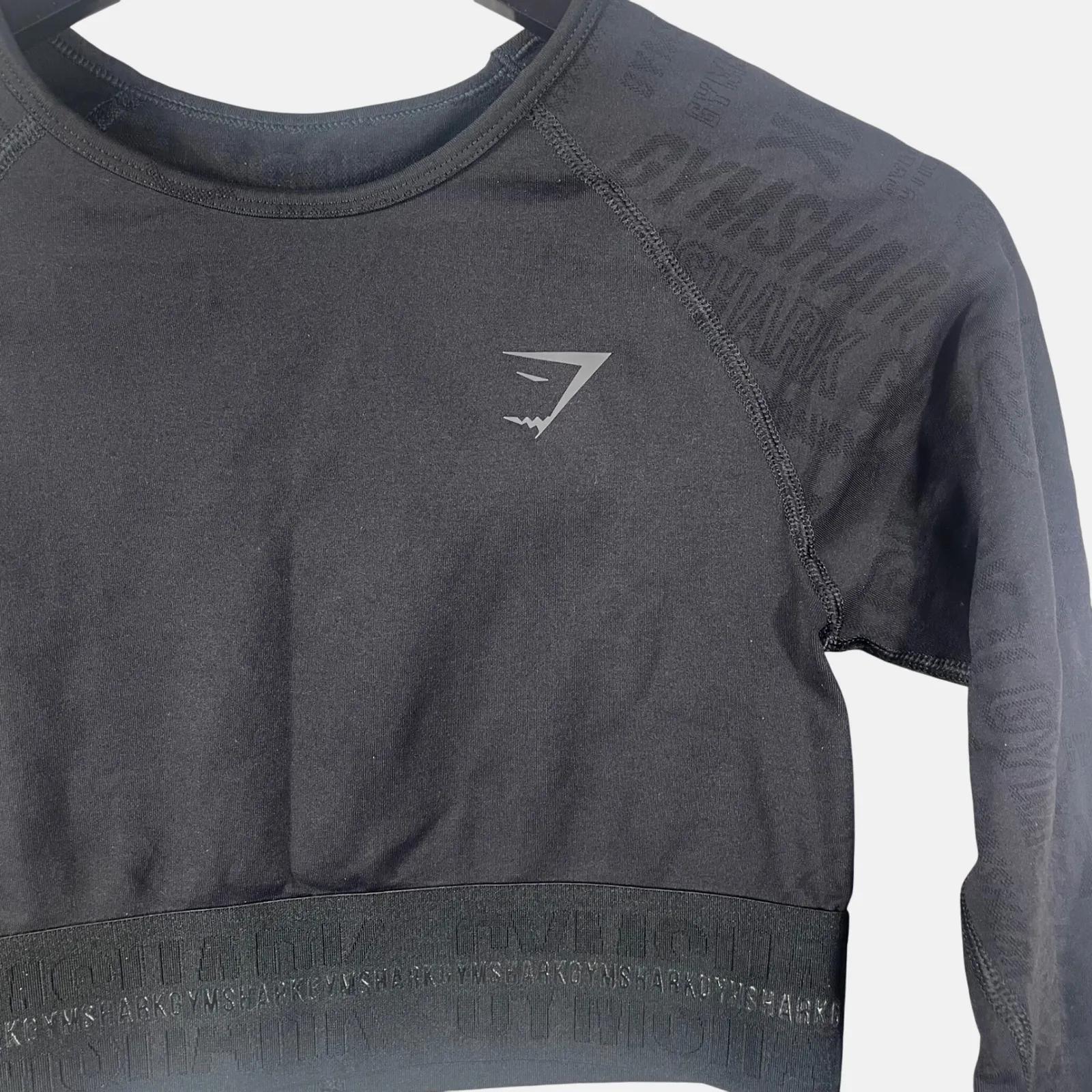 Gymshark Long Sleeve Crop Top Black Logo Print Thumbholes‎ Seamless Activewear - Image 2