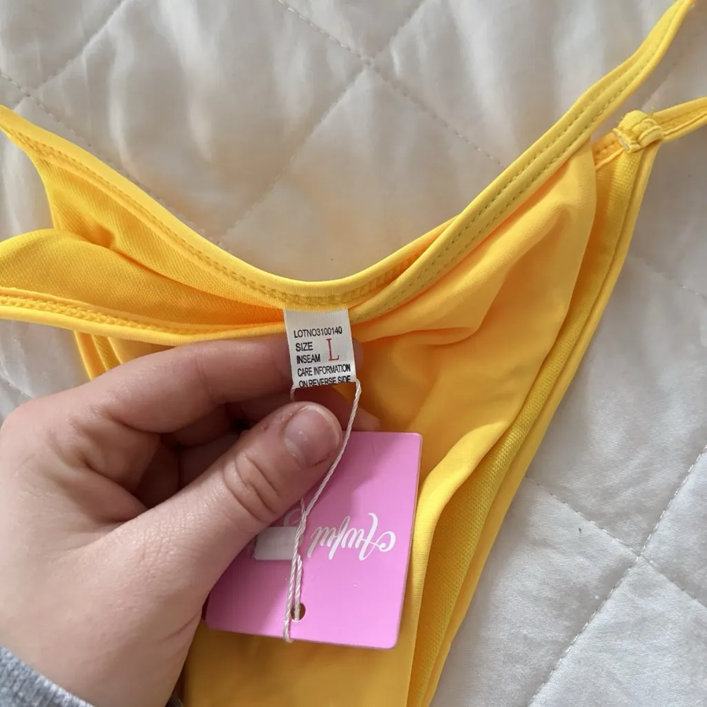 Awful Bitter Womens Size Large Classic Bikini Bottom Thong Yellow Summer Beach - Image 5