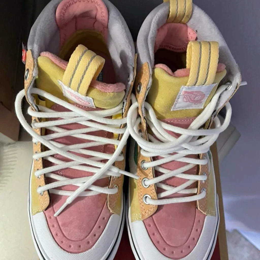 Vans Sk8-Hi Mte 2.0 Dx Pastel Rainbow Colorblock - Image 4