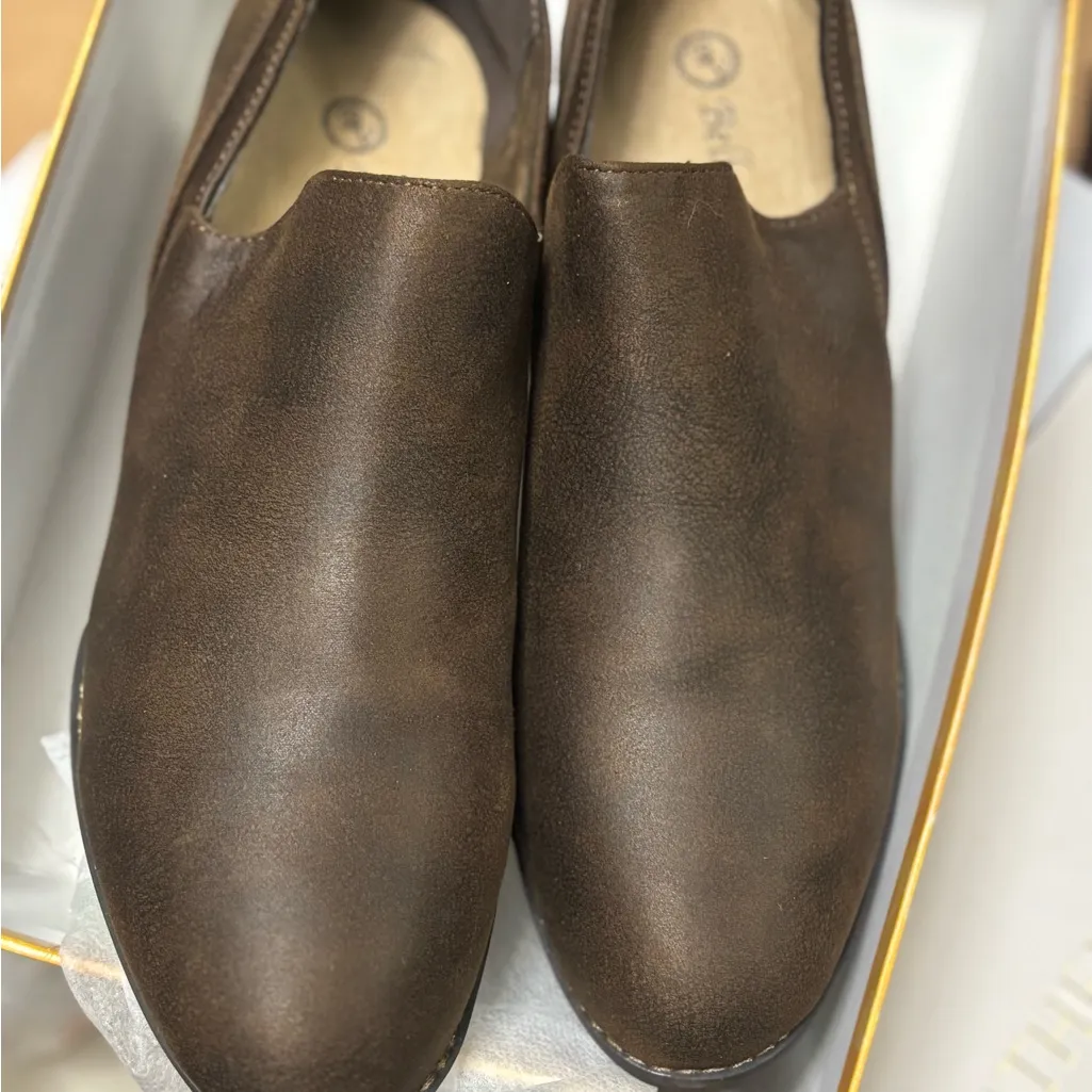 Bella Vita Womens Nakia Faux Leather Slip On Booties New #3 - Image 2