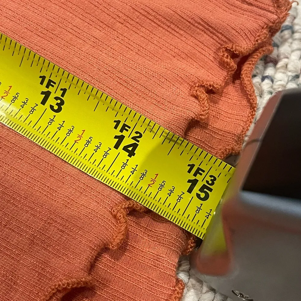 orange short sleeve cropped shirt S - Image 7