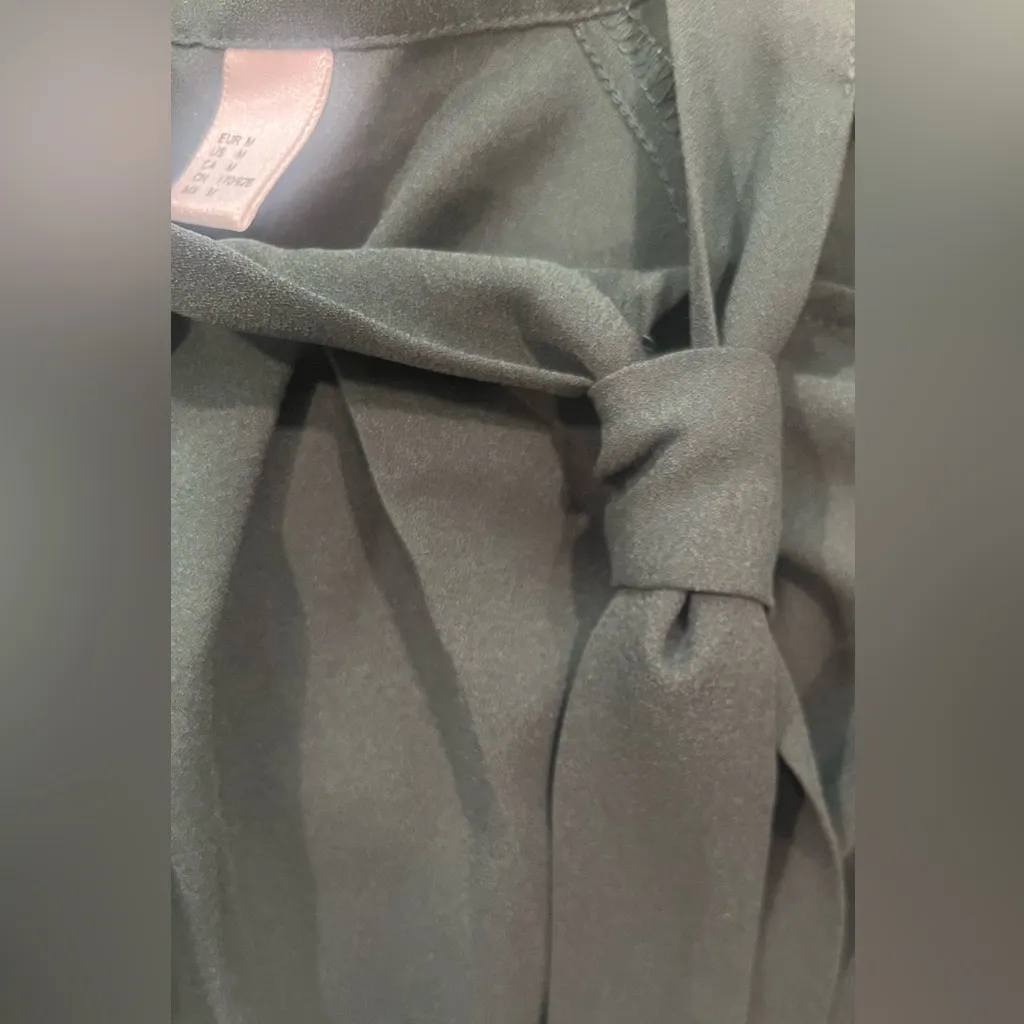 Emerald green top Size M - Image 6