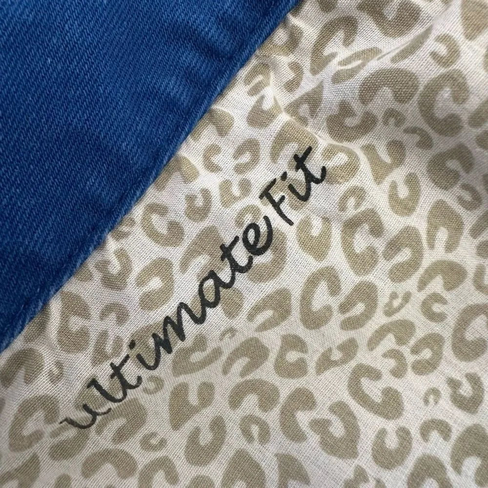 Chico's Chico’s blue cropped jeans - Image 8