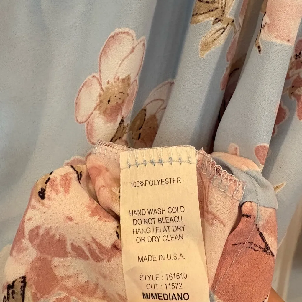 Oddy Blue Floral Off Shoulder Top Size‎ Medium - Image 8