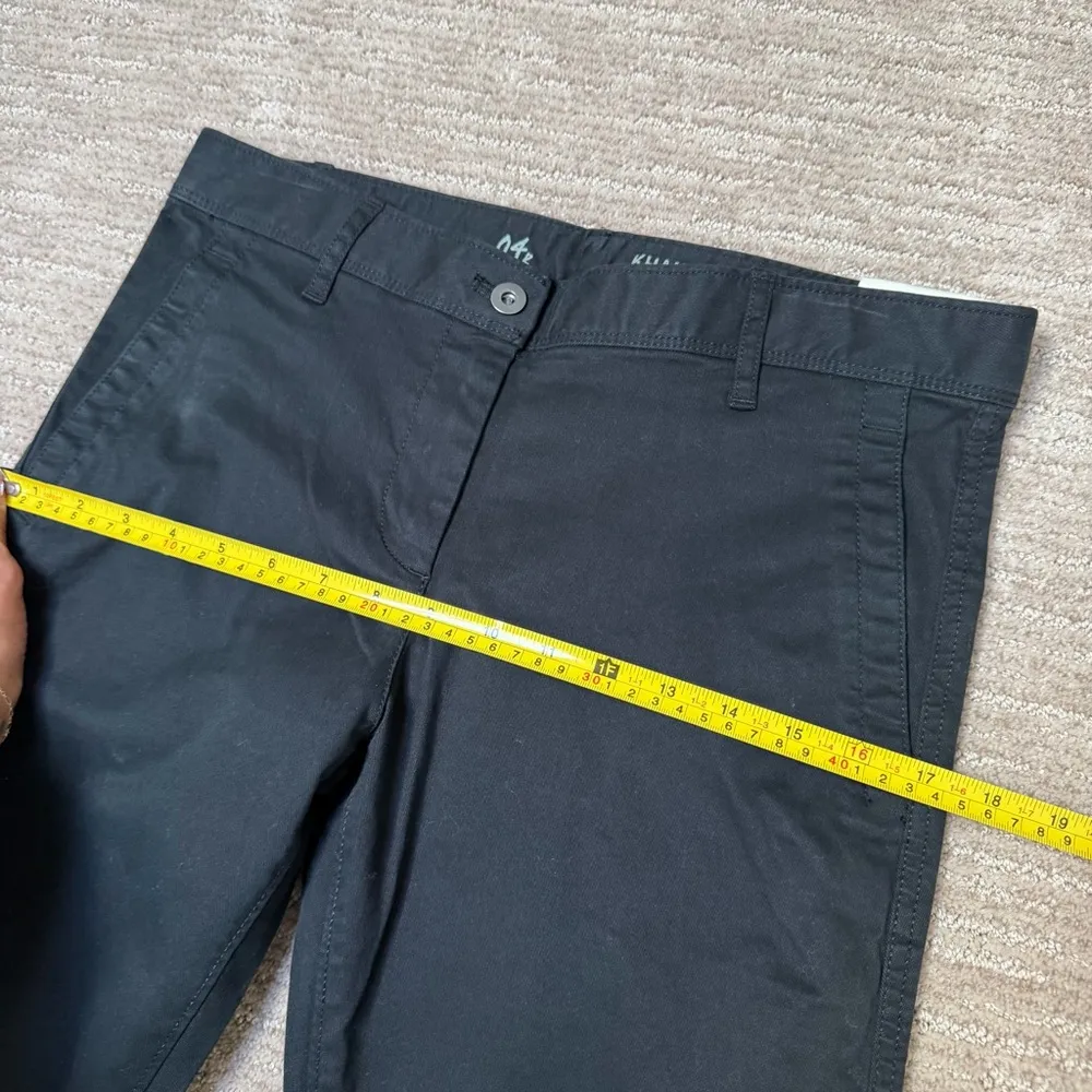 GAP Classic Super Skinny Black Khaki’s - Image 10