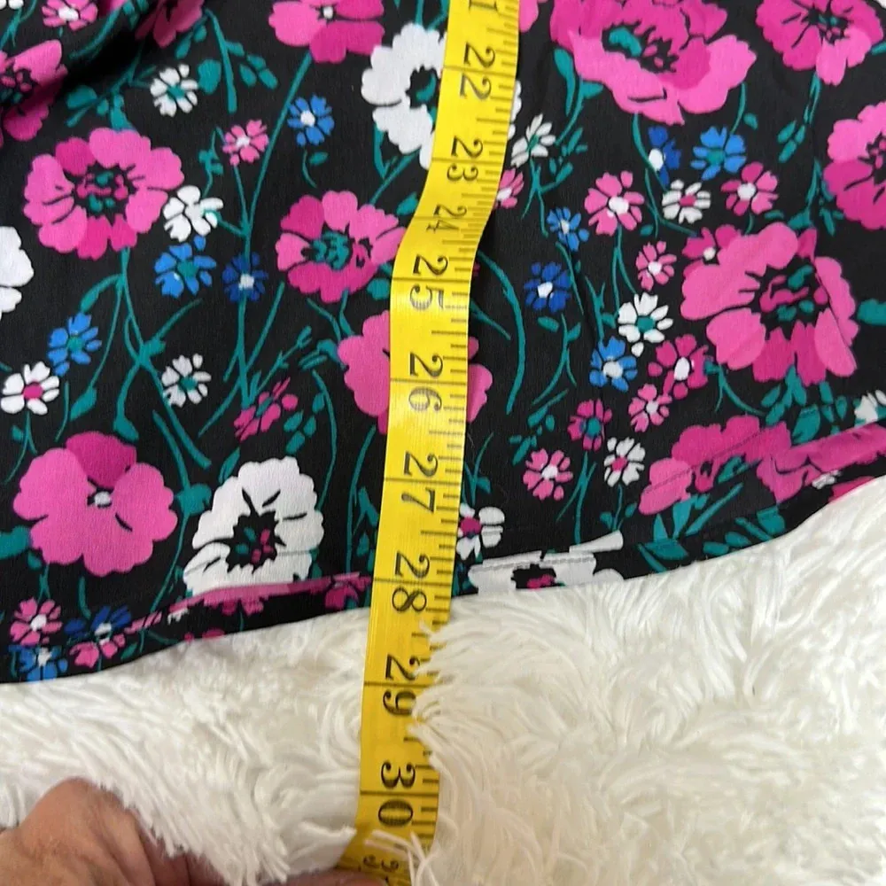 Jones New York Signature Woman Floral Blouse - Image 6