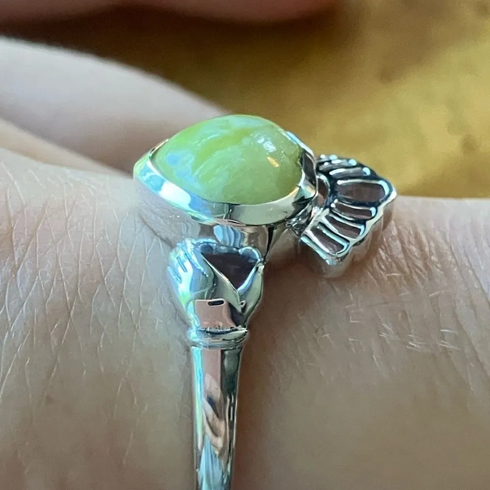 Natural Connemara Marble Sterling Silver Claddagh Ring Size 10 - Image 3