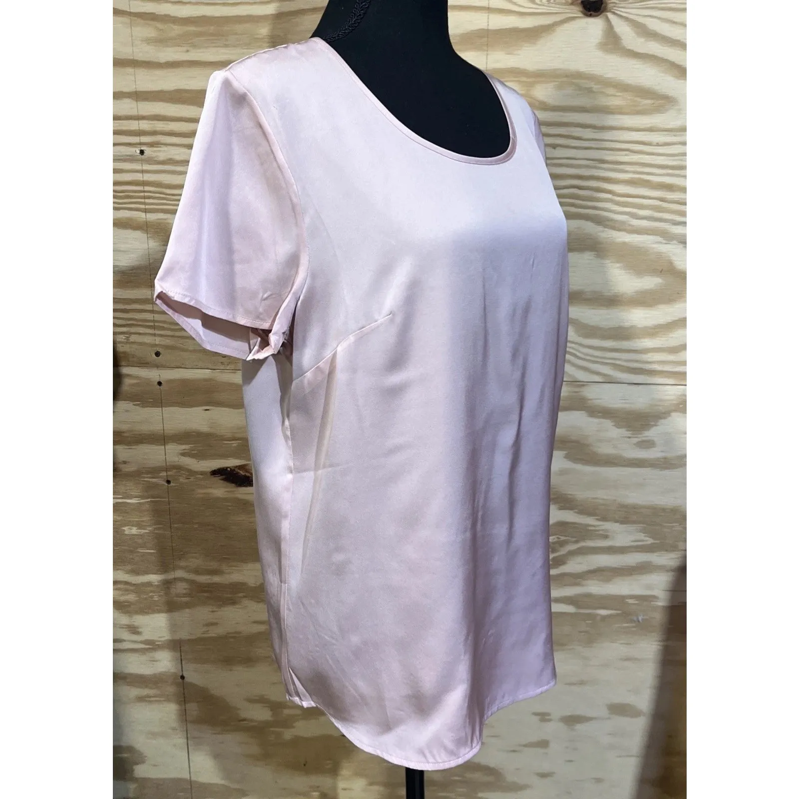 Quince Silk Short Sleeve Blouse Top Pink Size Medium Relaxed Stretch Career - Image 2