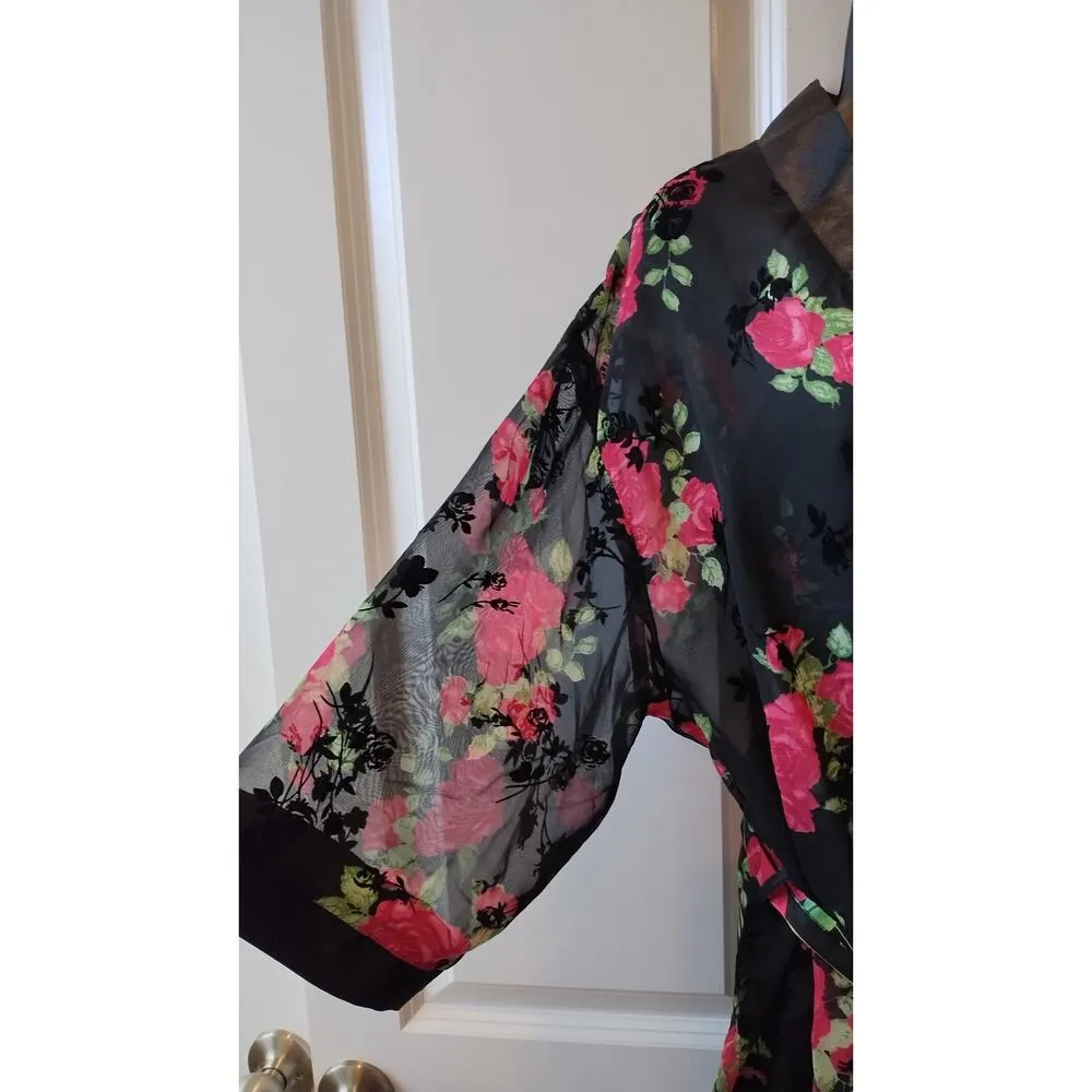 Secret Treasures Women's 2 Pieces Robe and  chemise Medium Black Red Floral - Image 3