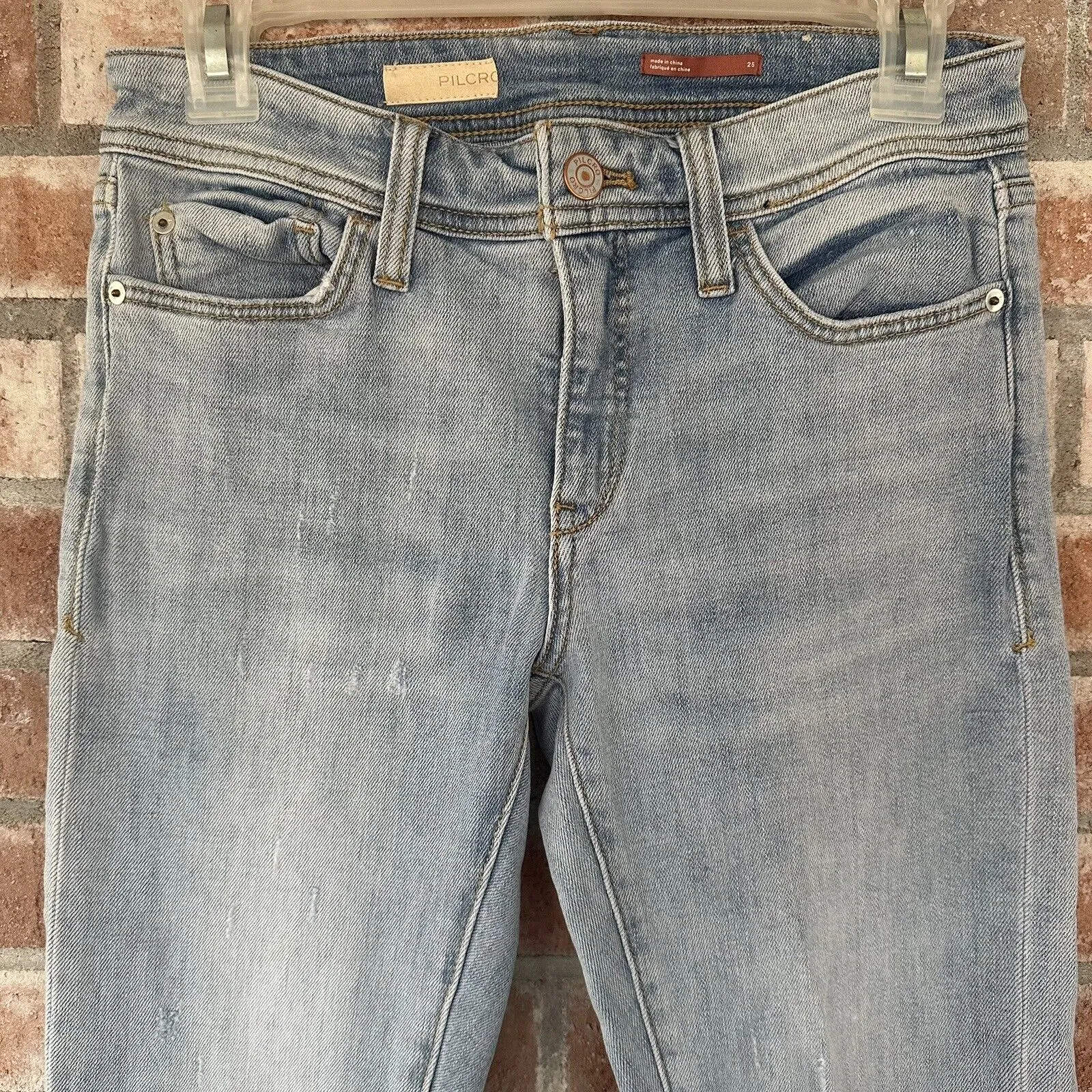 Pilcro by Anthropologie Distressed Slim Boyfriend Crop Jeans Size 26 - Image 3