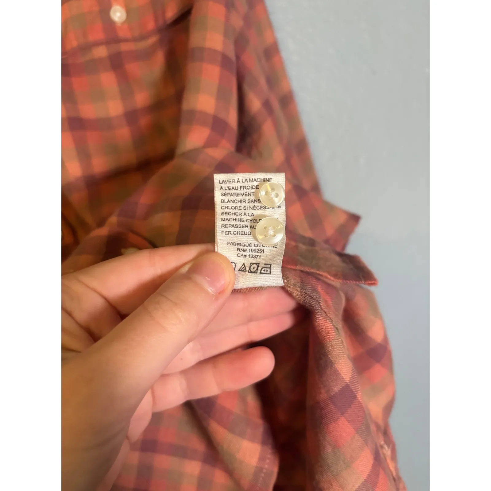 Trovata Birds of Paradis Emerson‎ Plaid Button Down Shirt Pink Small - Image 11