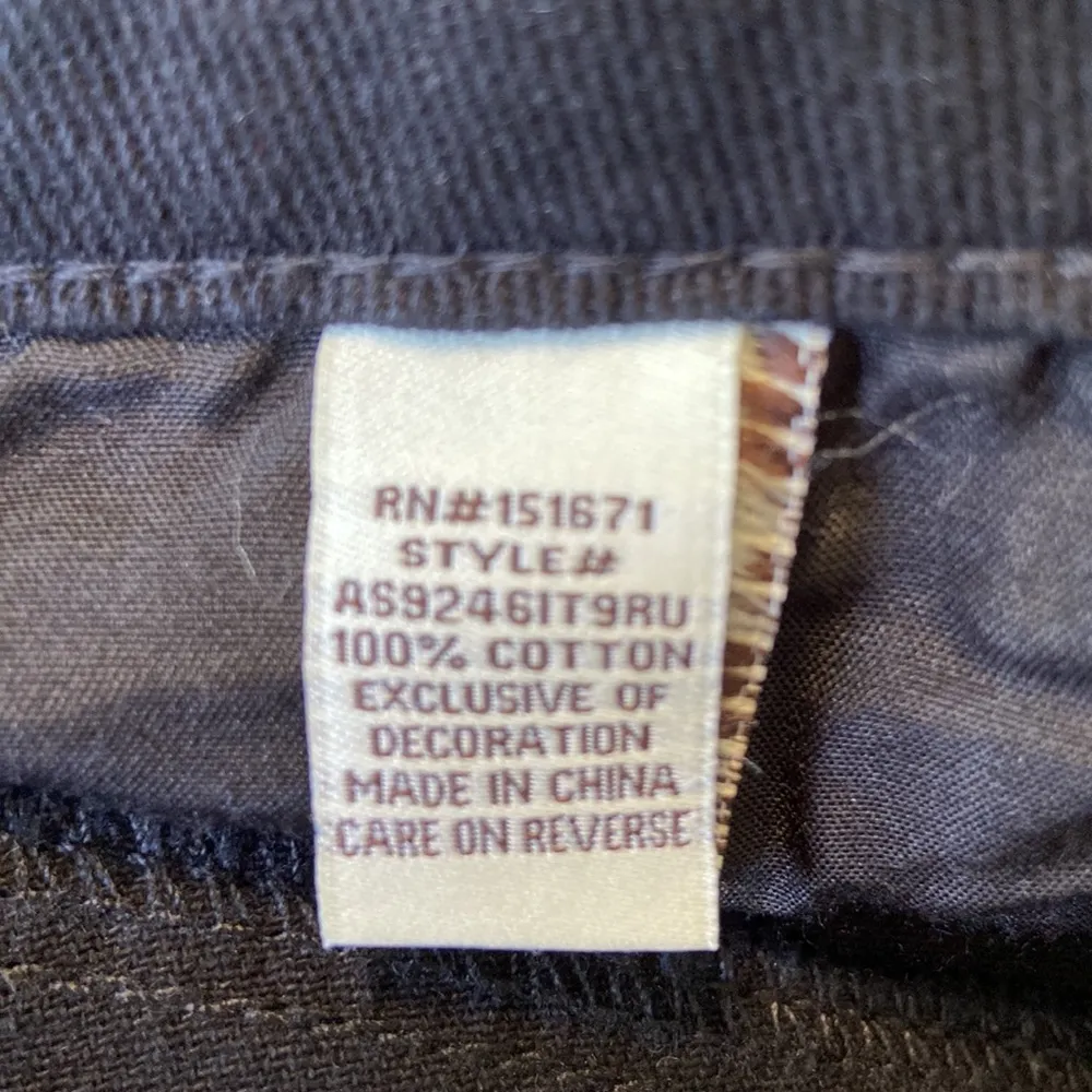 Hot Kiss Women’s Black Rivets High Rise Shortie Jean Shorts Size 12 NWT - Image 8