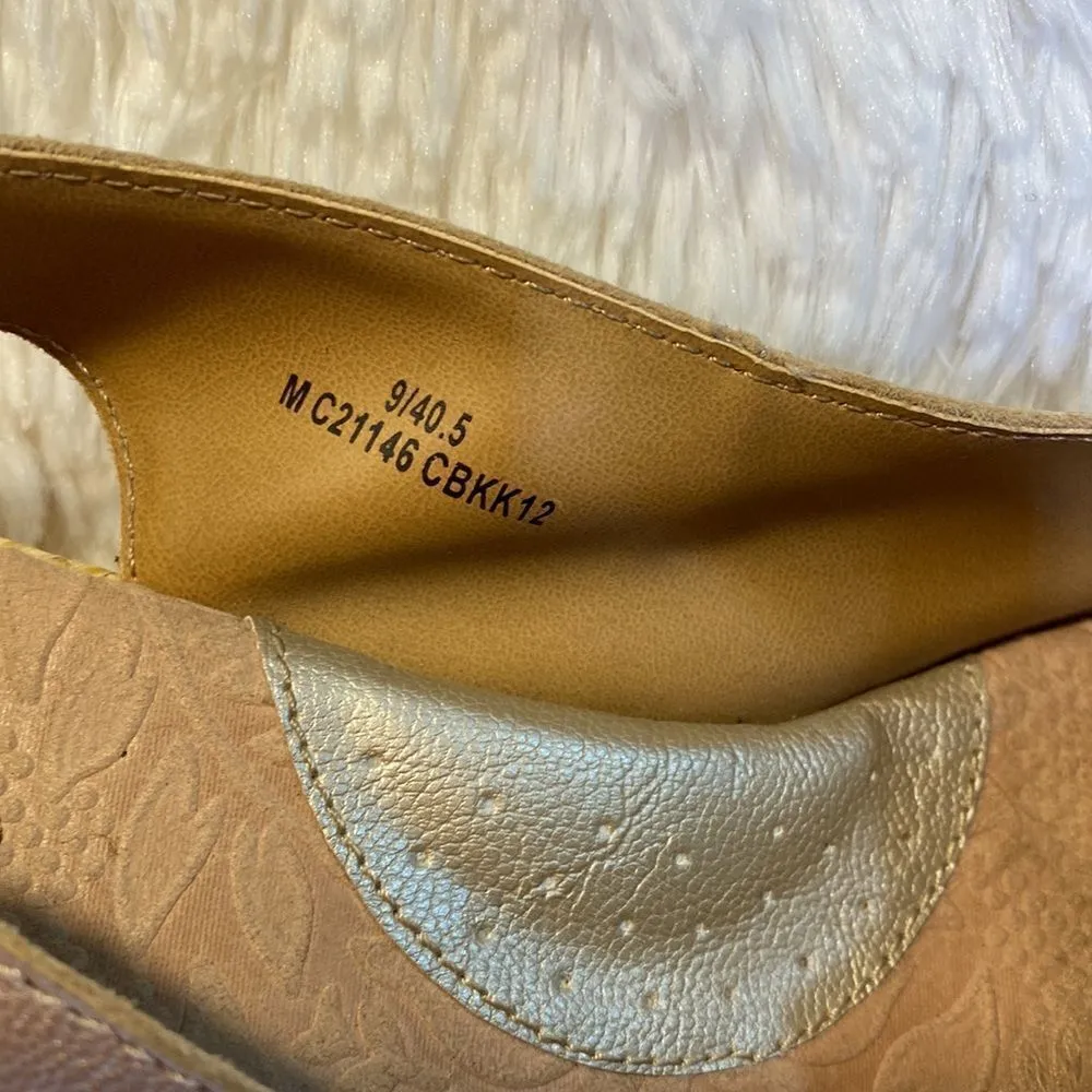 B.O.C. Wedge Sandal - Image 6