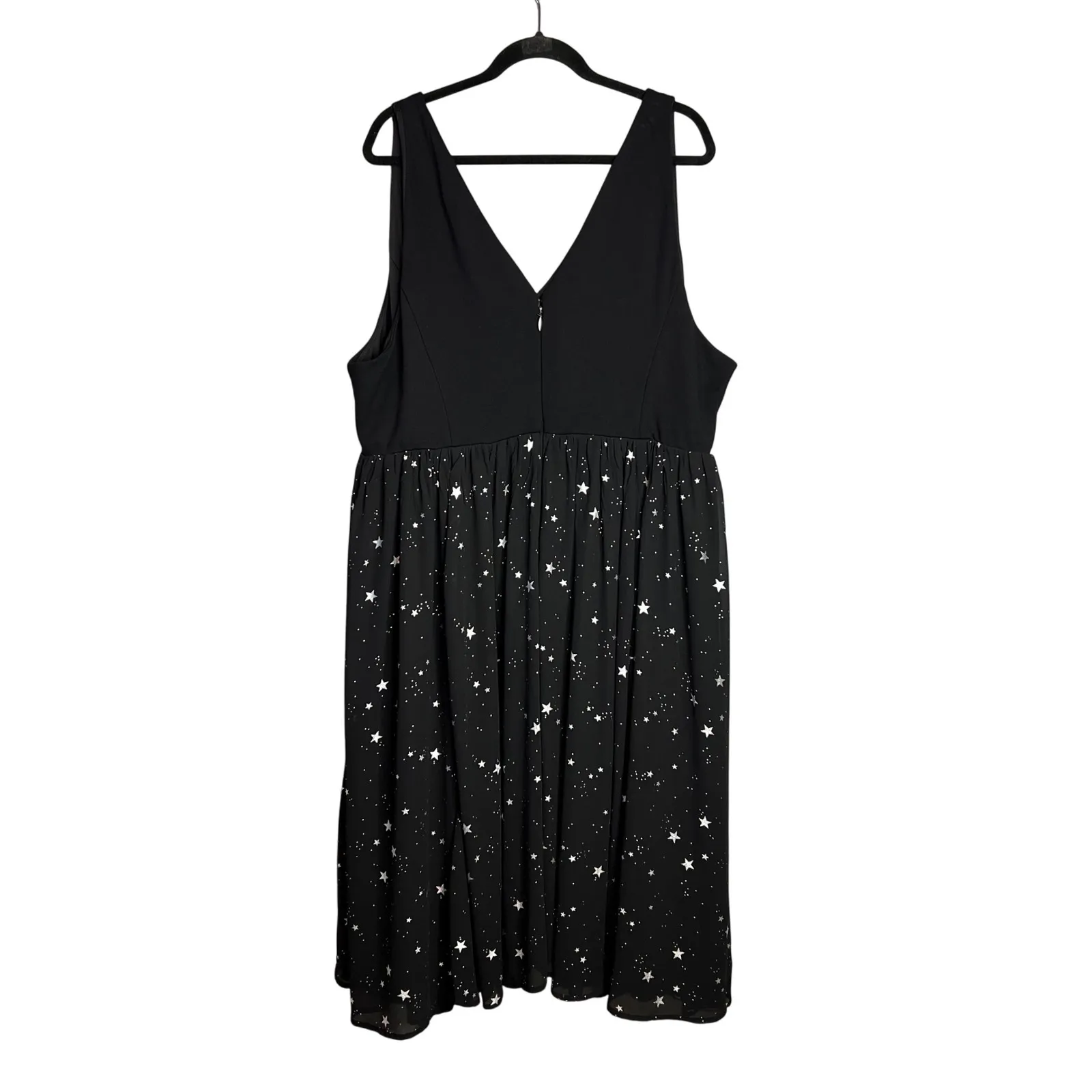 Torrid Star Print Ponte Chiffon‎ Midi Dress Size 30 V-Neck Black Fit Flare - Image 6