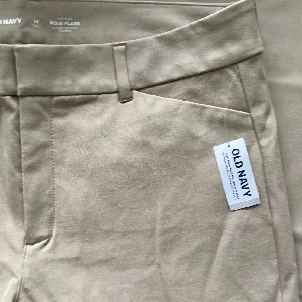 New Old Navy Womens High-Rise Pixie Flare Smooth Pockets 14 Tall - Image 4