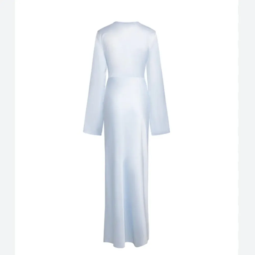 NWT Lioness X U O Amelie Satin Maxi Dress In Powder Blue Front Cut Out - Image 8