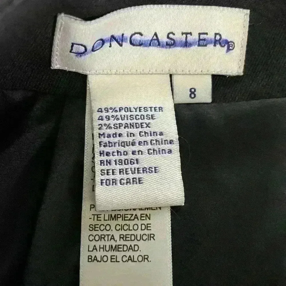 New With Tags DONCASTER Skirt Size 8 Black Pencil Knee Length Zip Career Office - Image 2