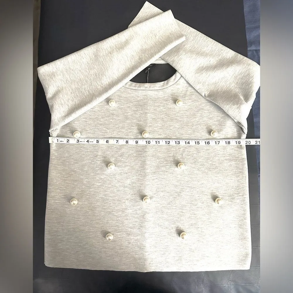 BR Faux Pearls Long Sleeves Top - Image 4