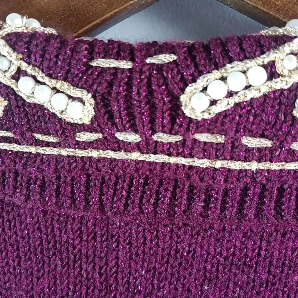 Jaclyn Smith 8  Gold Christmas Beaded Sweater - Image 9