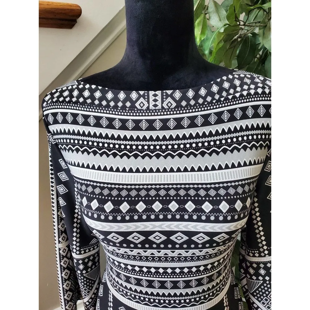 Women's Black & White Polyester Boat Neck Long Sleeve Casual Knee Length Dress M Size M - Image 2