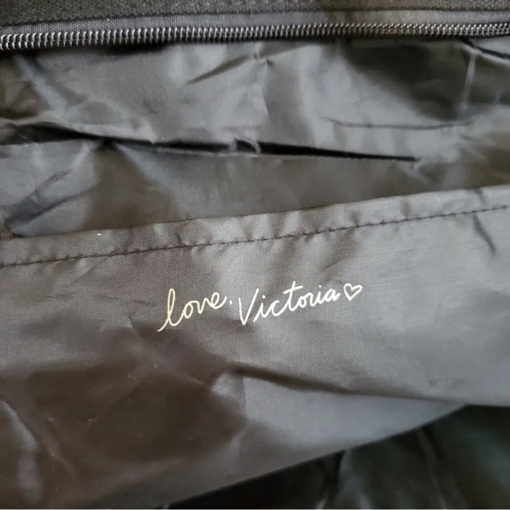 New with Tags Victoria’s Secret Zippered Weekend Tote - Image 6