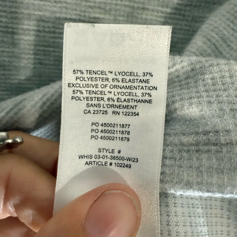 Aritzia TNA Gray waffle thermal Long Sleeve Top small euc - Image 6